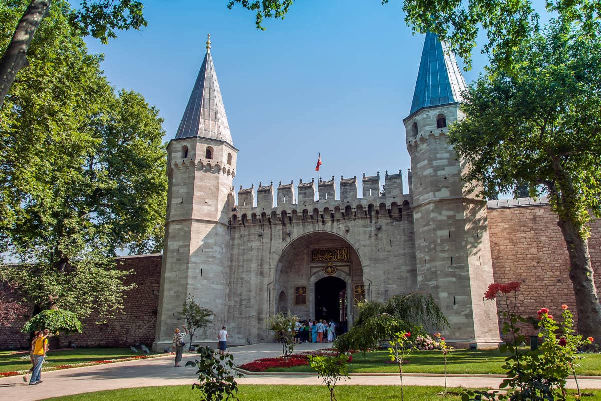 entrada-principal-palacio-topkapi-estambul