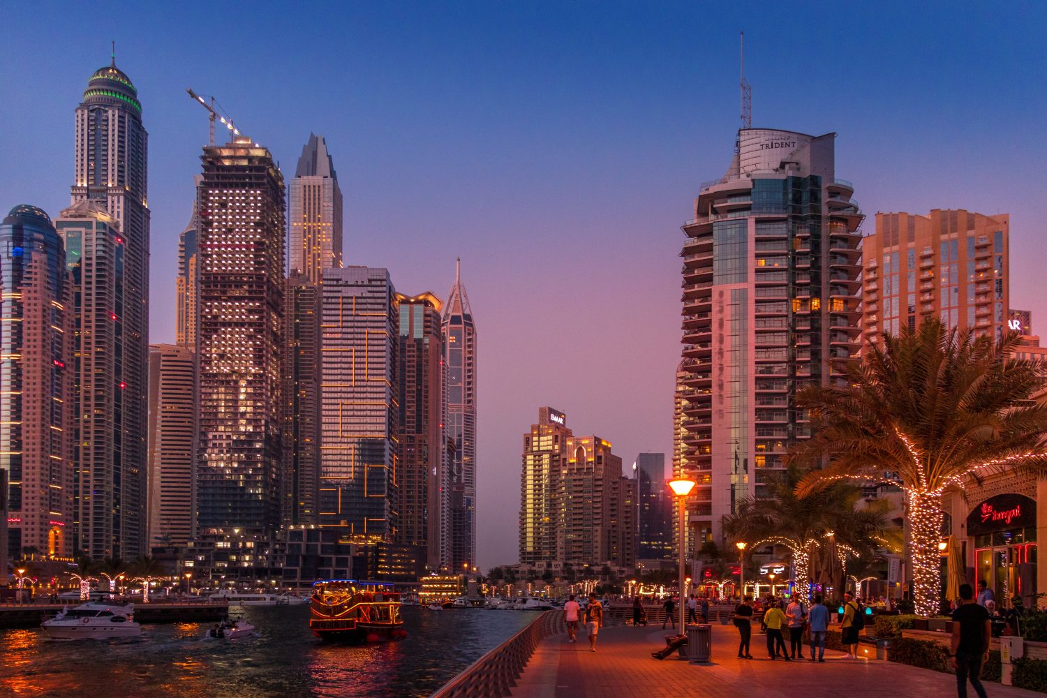 Dubai Tour Maventur Travel
