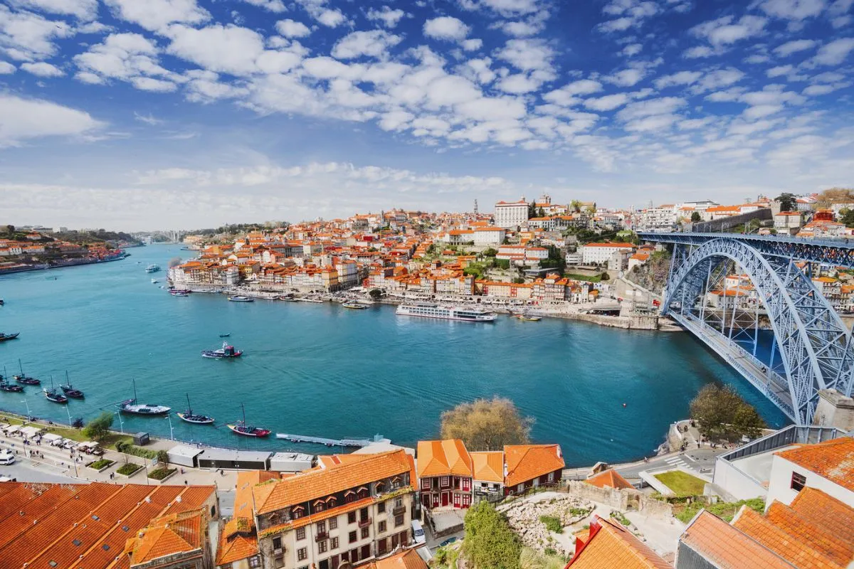 Oporto Maventur Travel